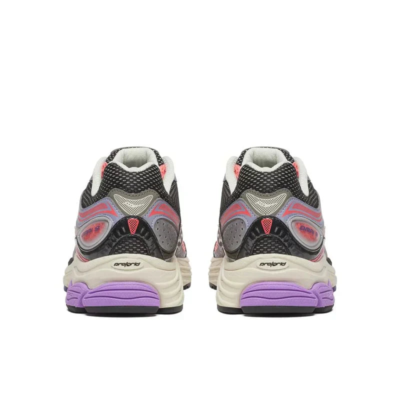 SAUCONY PROGRID OMNI 9