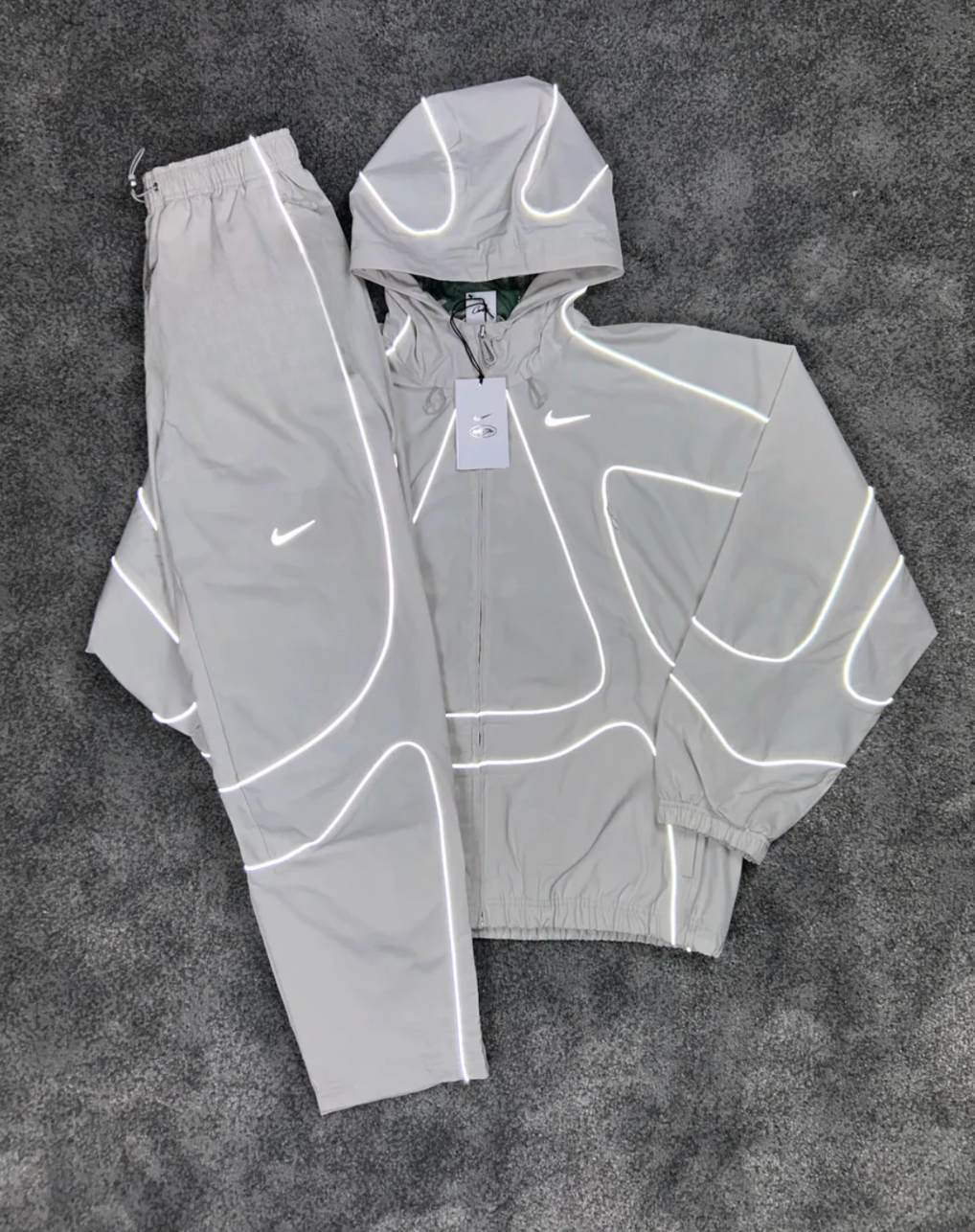 Corteiz RTW x Nike NRG Off White Tracksuit